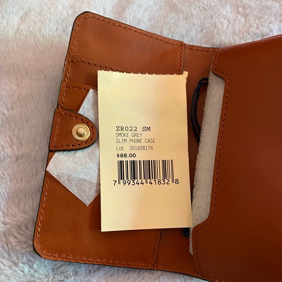 Dooney & Bourke Slim Phone Case in Smoke Grey ZR022 NWT - Picture 4 of 16